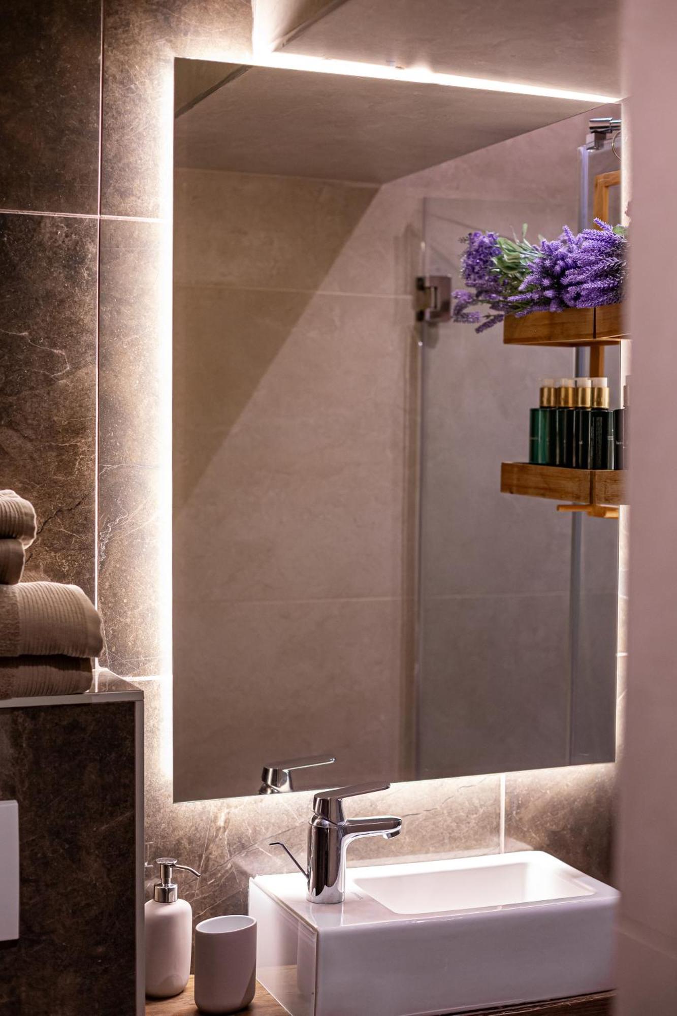 Venus Apartment With Jacuzzi And Sauna - City Center Belgrade Exterior photo