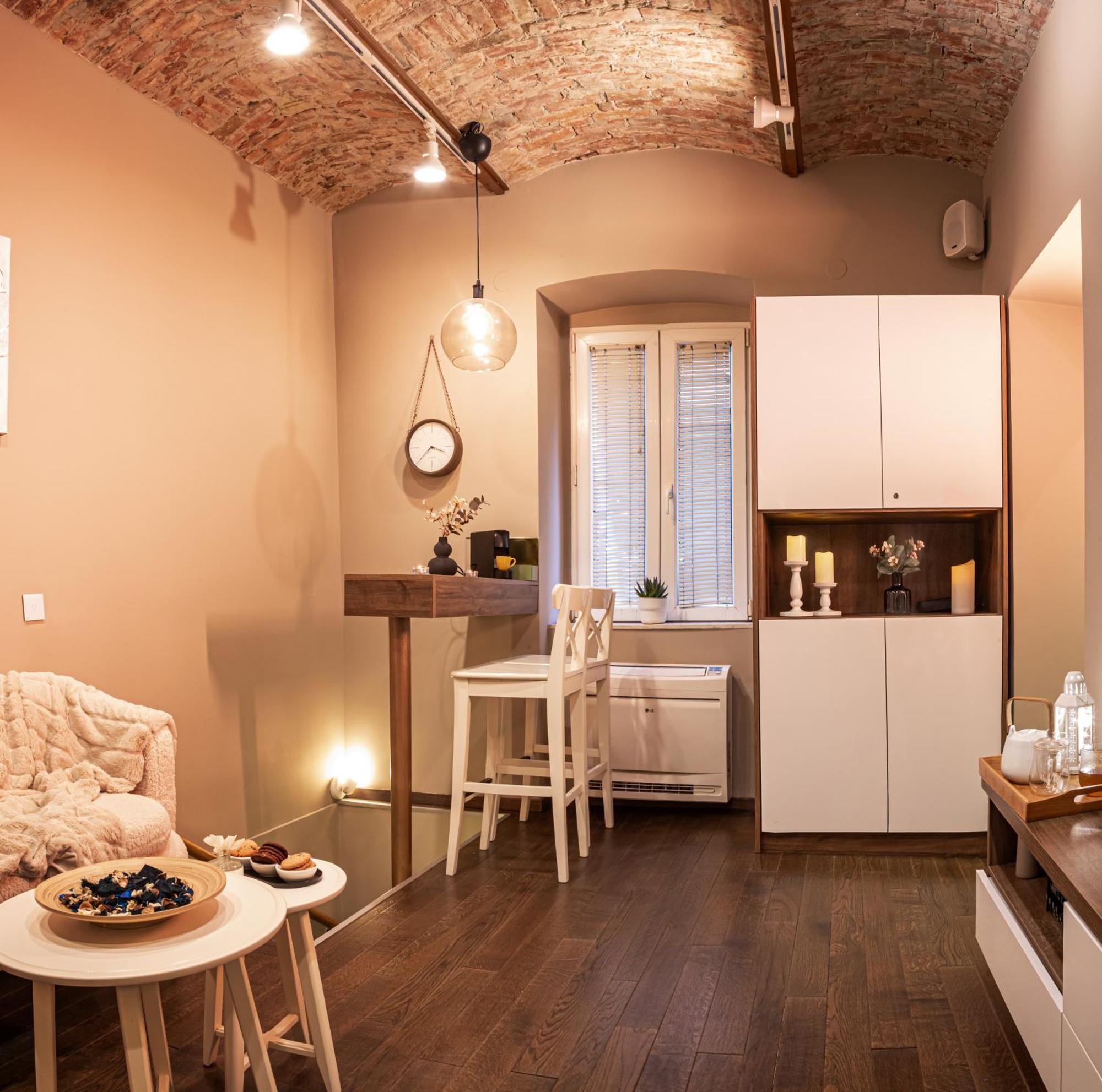 Venus Apartment With Jacuzzi And Sauna - City Center Belgrade Exterior photo