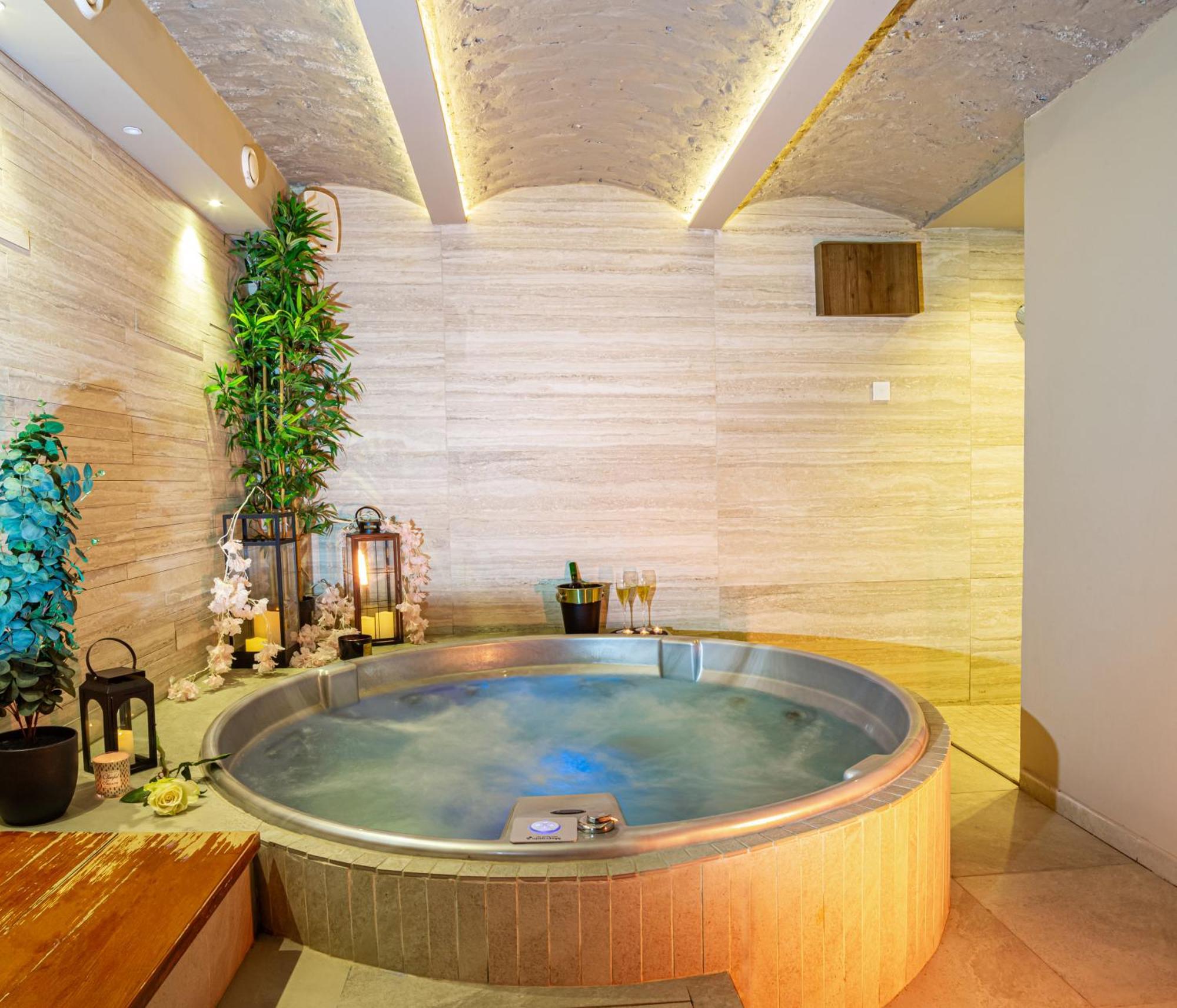 Venus Apartment With Jacuzzi And Sauna - City Center Belgrade Exterior photo